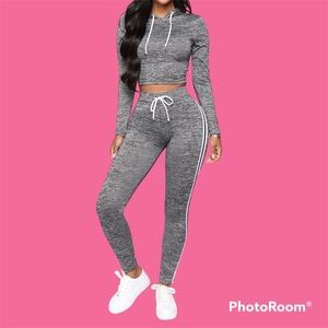 FASHION NOVA LOUNGSET